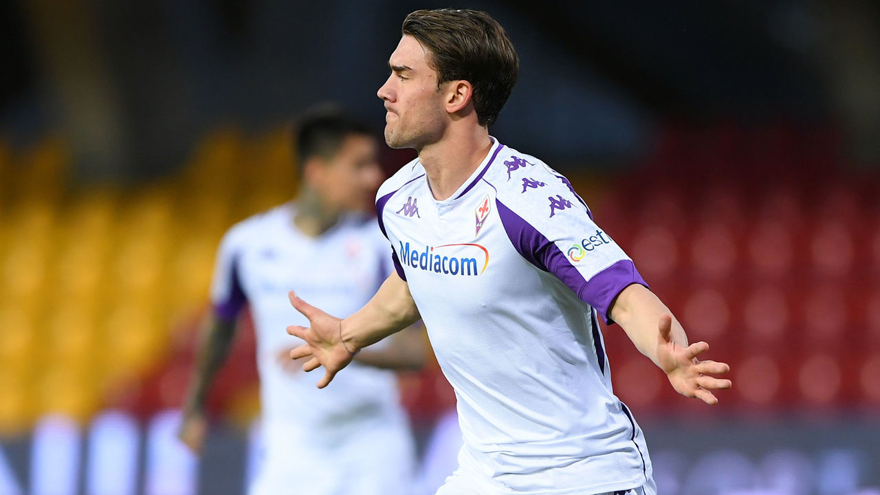 Vlahović upisao istorijski het-trik za Fiorentinu! (VIDEO)