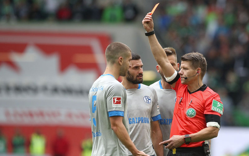 Bundesliga: Nastasić isključen, Grujić i Kostić debitovali (VIDEO)