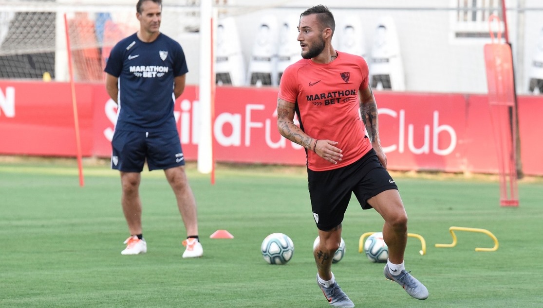 Nemanja Gudelj pobedio koronu, u kombinaciji za tim protiv Mančester junajteda