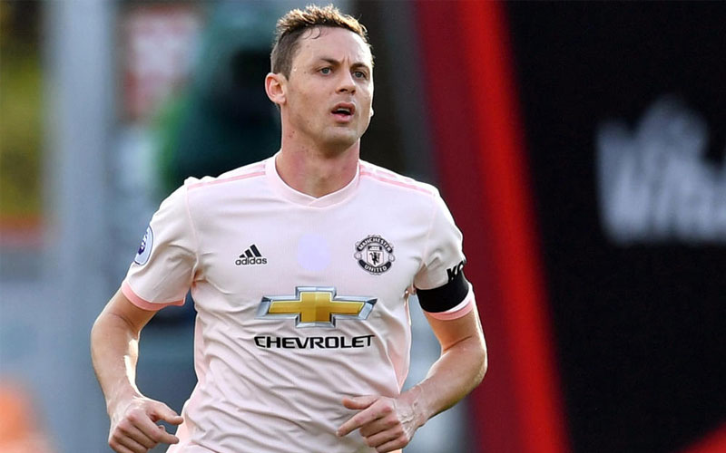 Zašto Nemanja Matić jedini nije na dresu nosio mak?