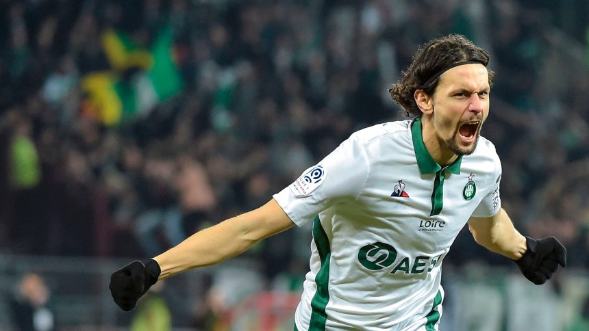 Neven Subotić ponovo na bundesligaškim terenima