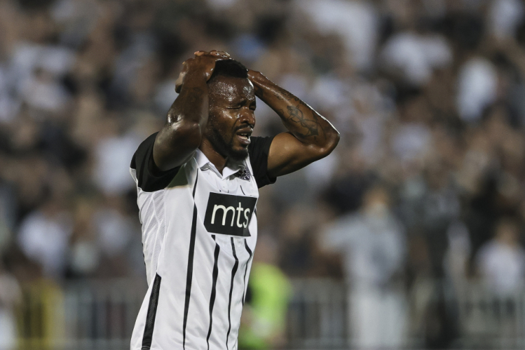 Partizan raskinuo ugovor sa Sumom