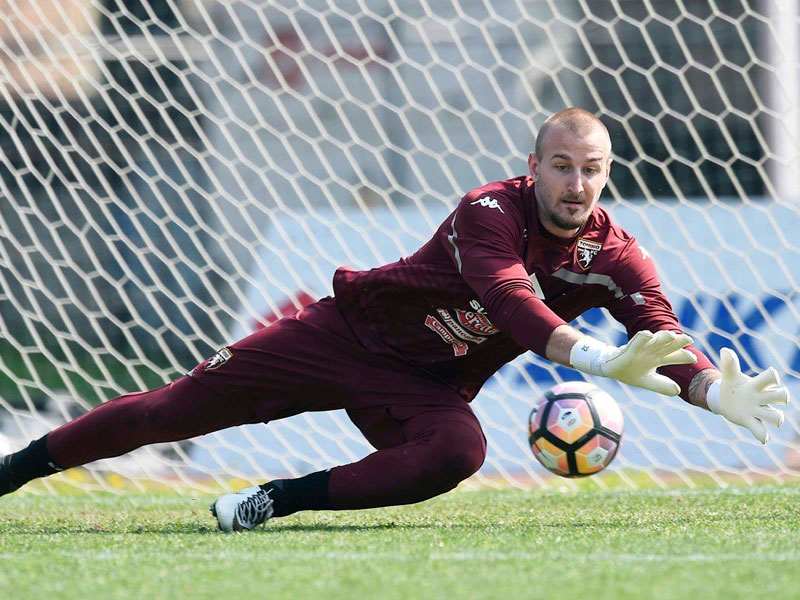 Vanja Milinković-Savić umalo strelac za Torino na svom debiju! (VIDEO)