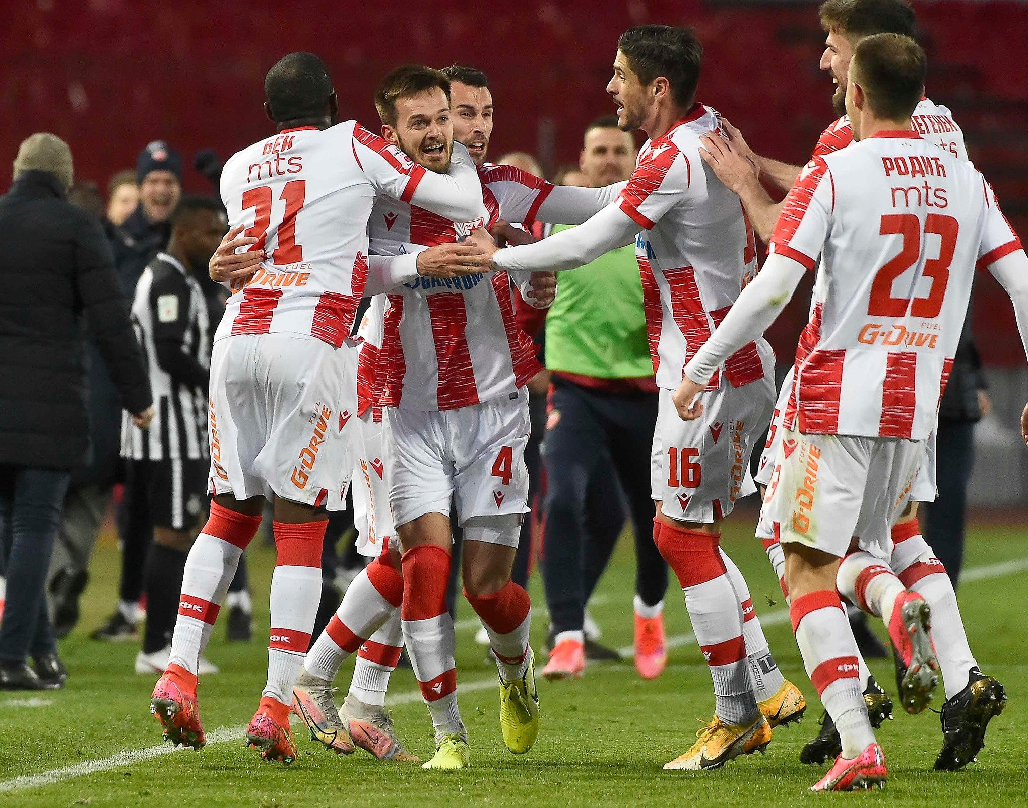 Zvezda pred osvajanjem titule, Ivanić rešio večiti derbi (VIDEO)